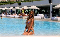 hot babe in bikini poolside