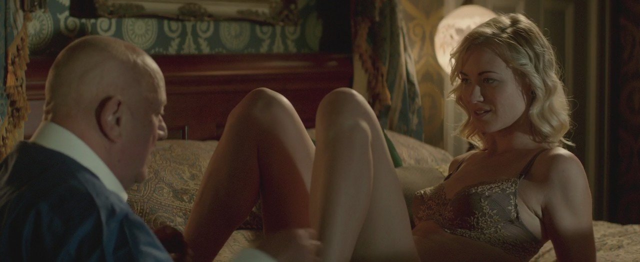Steamy Yvonne Strahovski Nude Scenes ⋆ Pandesia World