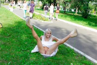 sexy girl open legs to show pussy in public