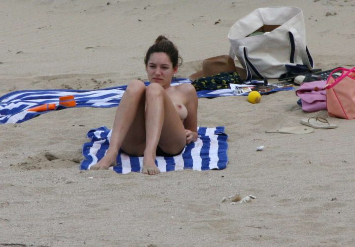 Kelly Brook topless on the beach photo 3
