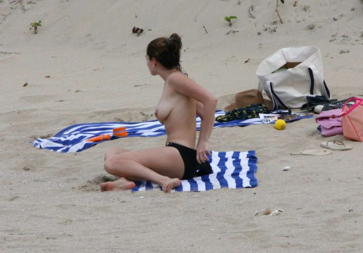Kelly Brook topless on the beach photo 4