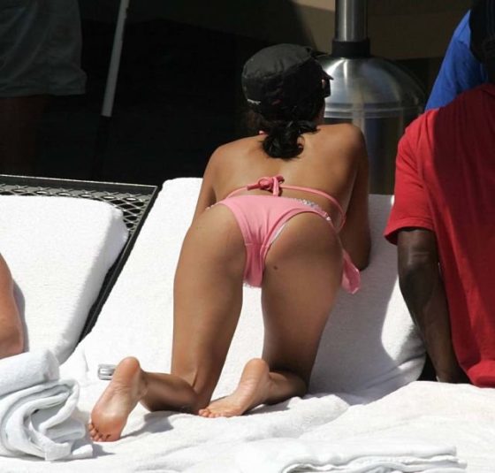 Eva Longoria buttocks in bikini