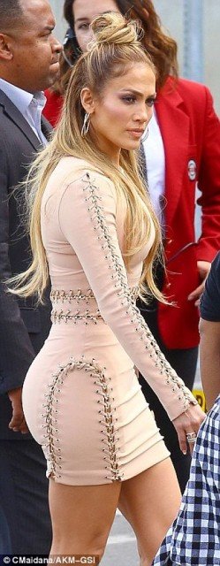 Jennifer Lopez sexy woman