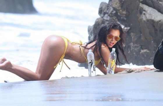 sexy Colombian actress Leidy Mazo hot buttocks