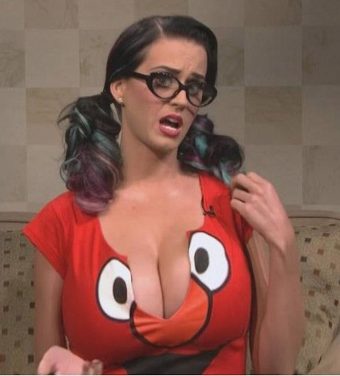 Katy Perry boobs in cleavage