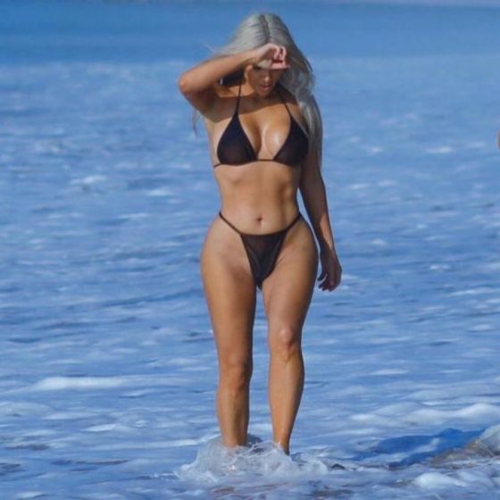Kim-Kardashian sexy bikini celebrity