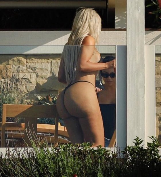 Kim-Kardashian ass in thong bikini
