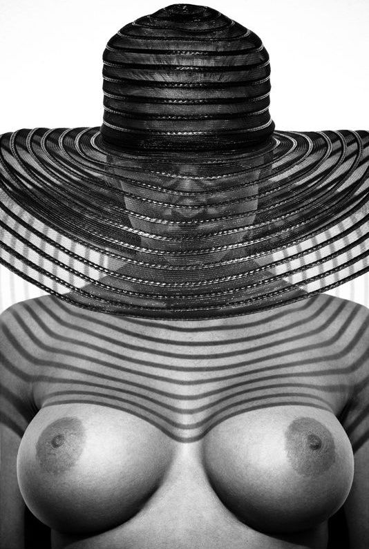 White Black Boobs - Naked Tits in Black and White Art (17 photos) Â· Pandesia World