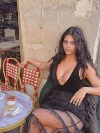 Sexy blogger claims she was REFUSED entry to the Louvre in Paris because of her revealing dress!