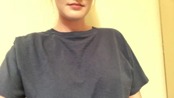 Bigger than expected: Braless teen in titty drop t-shirt