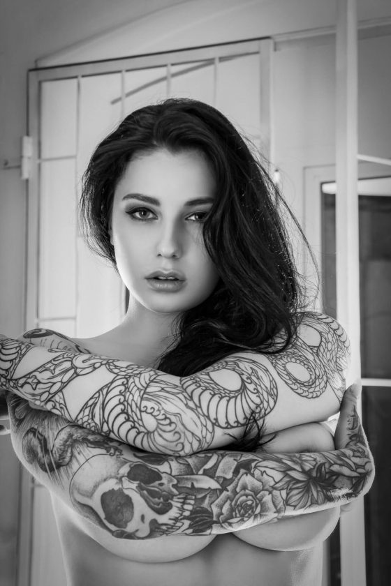 sexy tattoo woman