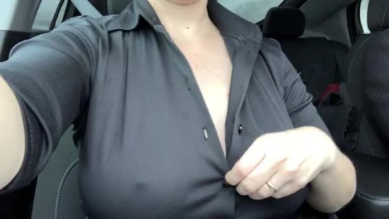 Bigger-Than-Expected: Road trip to my NYE party with reveal! (gif)