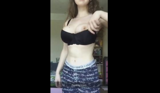 Teen jumping ’till her tits fall out!