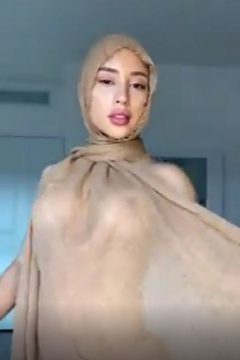 Sexy Arab Woman Nude Tiktok Dance Pic