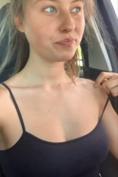 pretty hot girl t-shirt reveal her tits inside the car