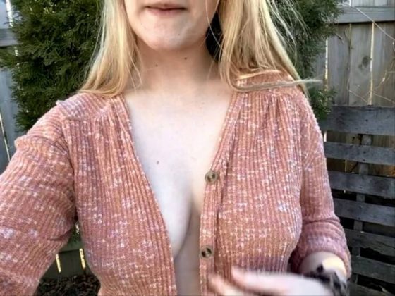 Big Tits Outdoor Reveal Blonde (gif)