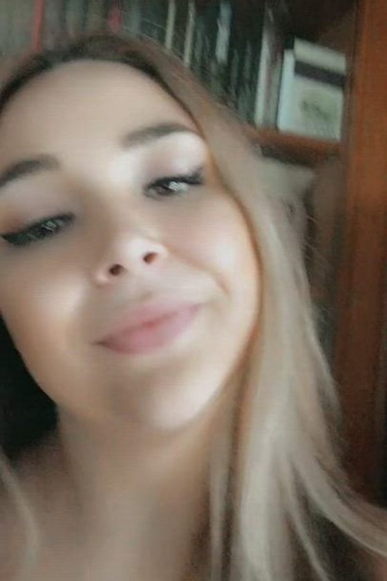 Arrows up for this cuttie (gif)