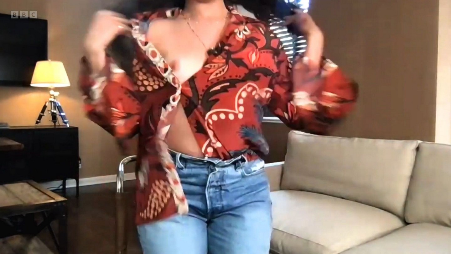 Lana rose nip slip