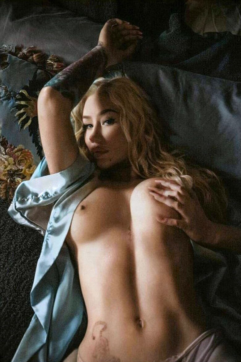 sexy celebrity tits