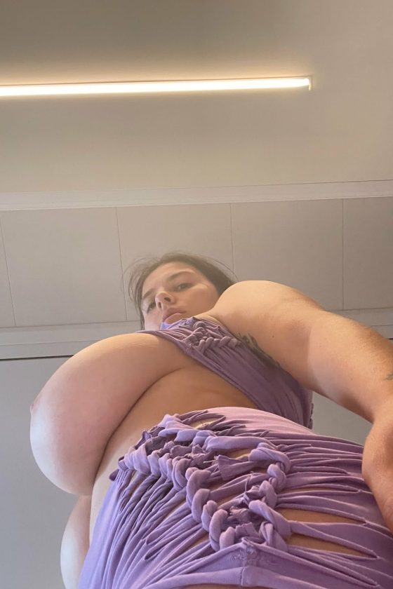 Enormous tits flashed in purple! (gif)