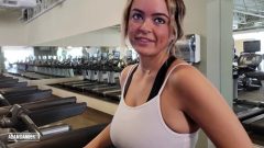 amateur girl with big tits at the gym