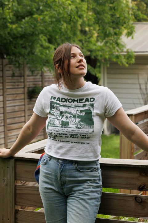 real amateur girl with boobs in braless top