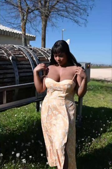 Curvy Ebony Goddess: Risky Outdoor Dress Reveal