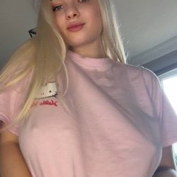 Big tits babe shows a sample from her Onlyfans work - sexy gif preview