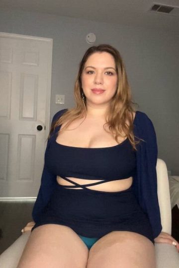 Chubby Latina Hot Wife: Big Natural Breasts OnlyFans Reveal