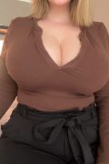 Cleavage is good, but naked boobs are better - sexy gif preview