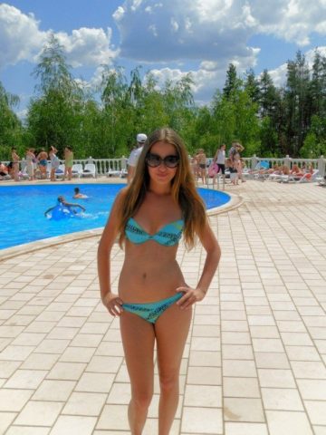 bikini girl with hot body photo 14