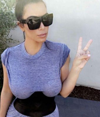 Braless Kim Kardashian sexy selfie
