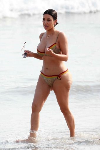 Kim Kardashian bikini