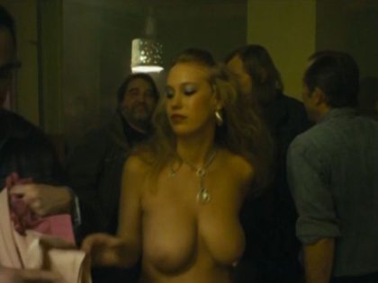 Poupata – Aneta Krejcikova hot boobs (video)