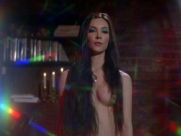 Samantha Robinson, Laura Waddell – The Love Witch (2016)