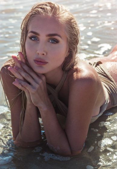 Sarah Sinclair hot mdel