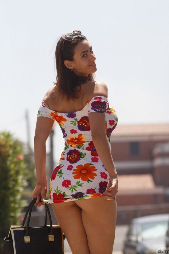 sexy girl flashing ass in public