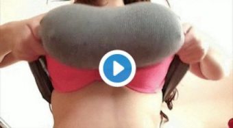 sexy-women-expose-big-boobs-