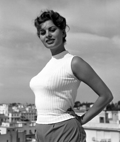 Sex Symbol Sophia Loren Rare Nude and Sexy Pictures